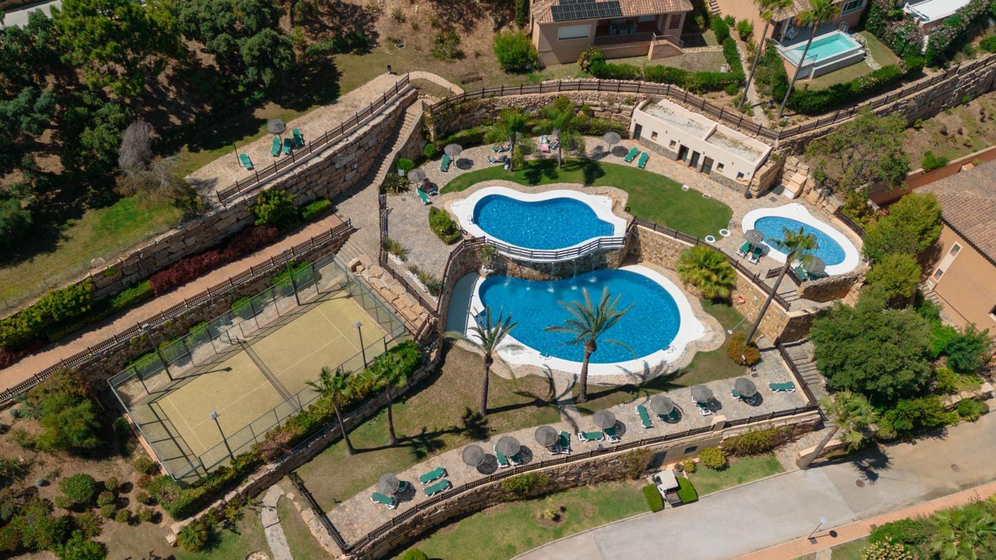 Апартаменты Private Heatable Infinity Pool With Sea Views In La Mairena, Marbella Ситио-де-Калаонда Экстерьер фото