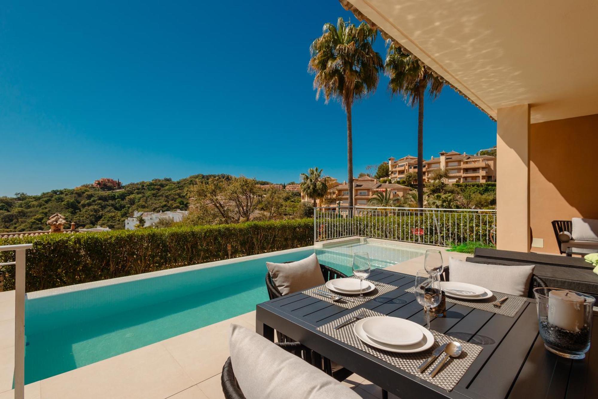 Апартаменты Private Heatable Infinity Pool With Sea Views In La Mairena, Marbella Ситио-де-Калаонда Экстерьер фото